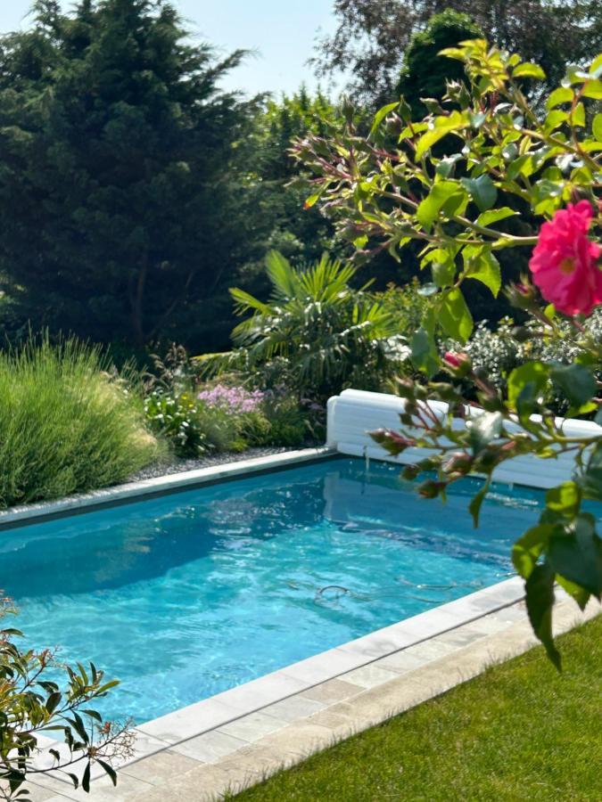 La Glycine B&B Sainte-Colombe  Екстер'єр фото